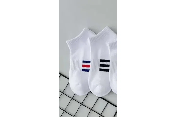 Representative commercial sample visual for Custom Athletic Ankle Socks SKU 911 in the DK Marketplace.