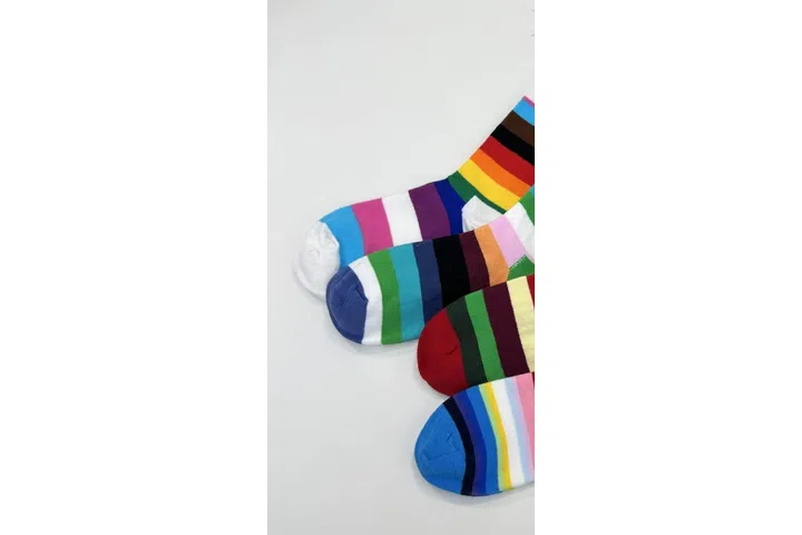 Representative commercial sample visual for Custom Crew Socks SKU 1152 in the DK Marketplace.