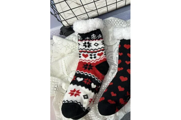 Representative commercial sample visual for Custom Crew Socks SKU 813 in the DK Marketplace.